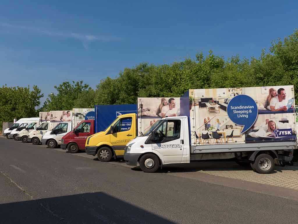 Movers.hu járműflotta – raklapos áruszállítás, nehéz tárgyak és speciális szállítási feladatok